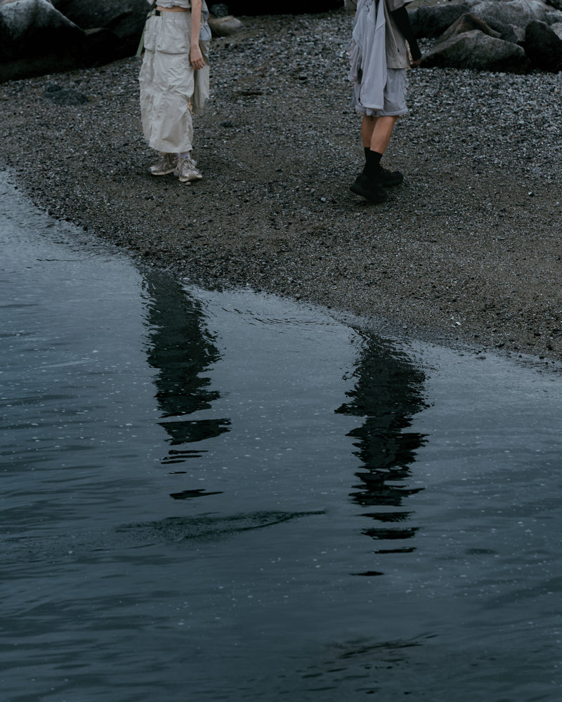 
                  
                    octo gambol x sense Fissure Technical Skirts Ivory【S25-OS-WSIY】
                  
                