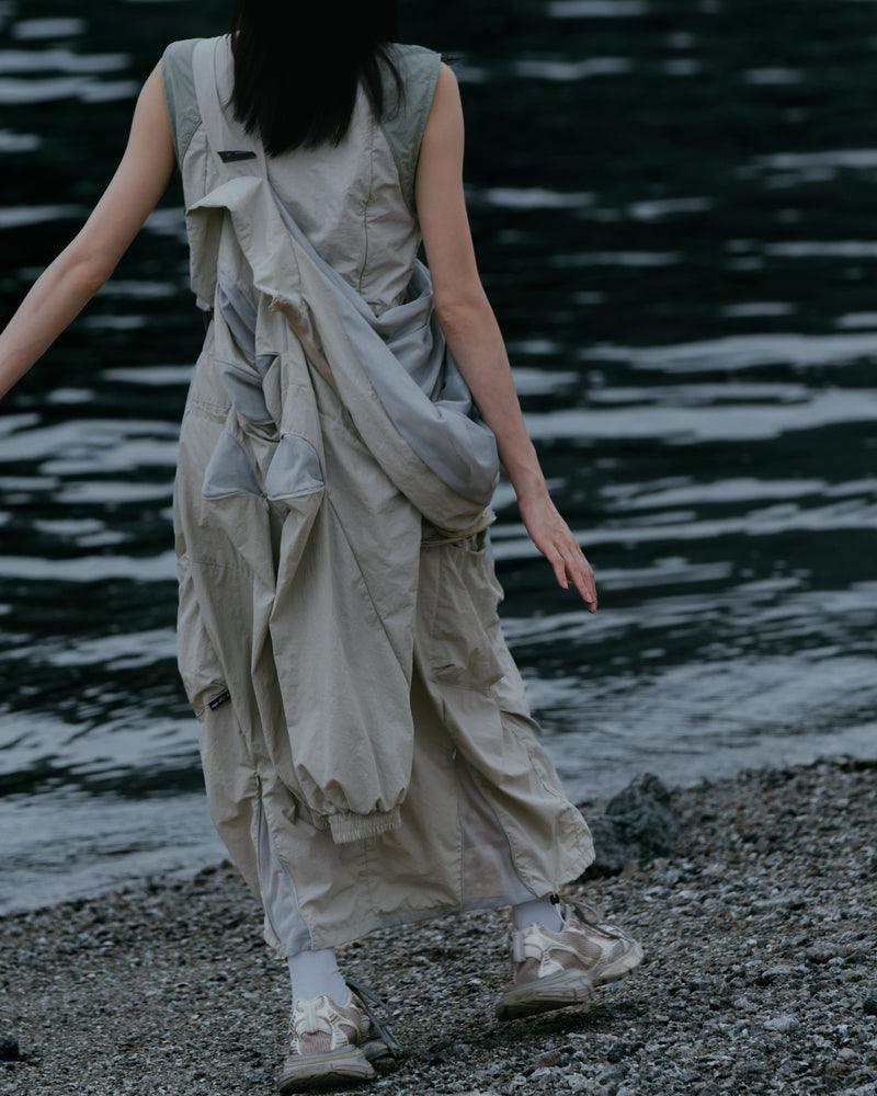 
                  
                    octo gambol x sense Fissure Technical Skirts Ivory【S25-OS-WSIY】
                  
                