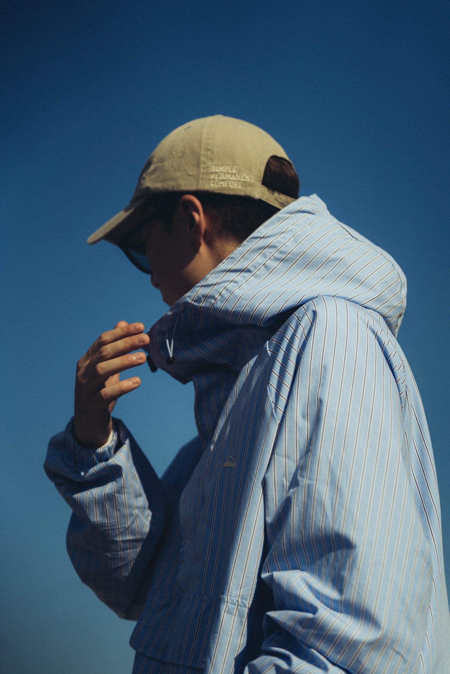 
                  
                    Stripe Zip up Pullover Acid Blue【M23-40AB】
                  
                