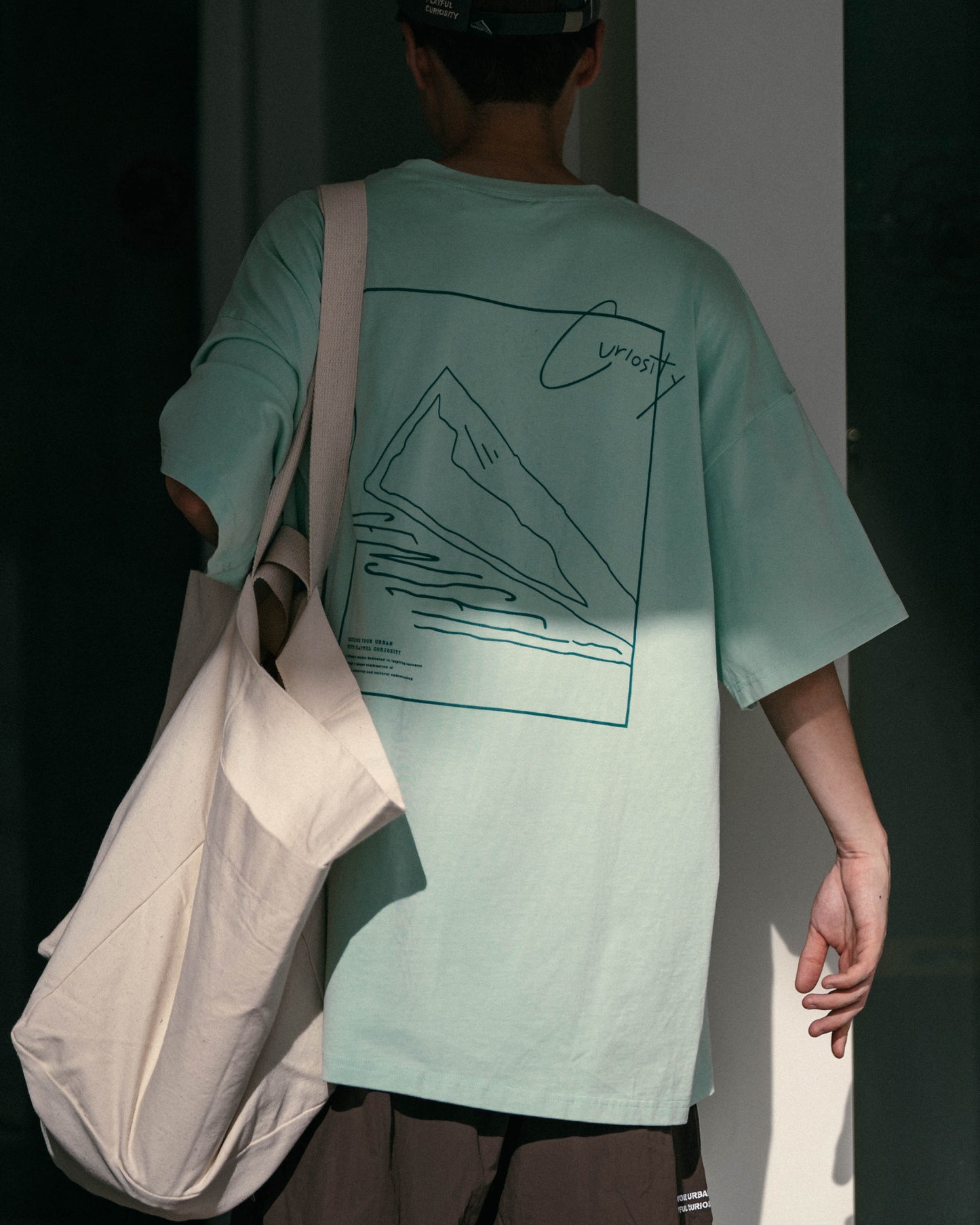 
                  
                    Graphic 12 SS Aqua Green 【M23-T12AG】
                  
                