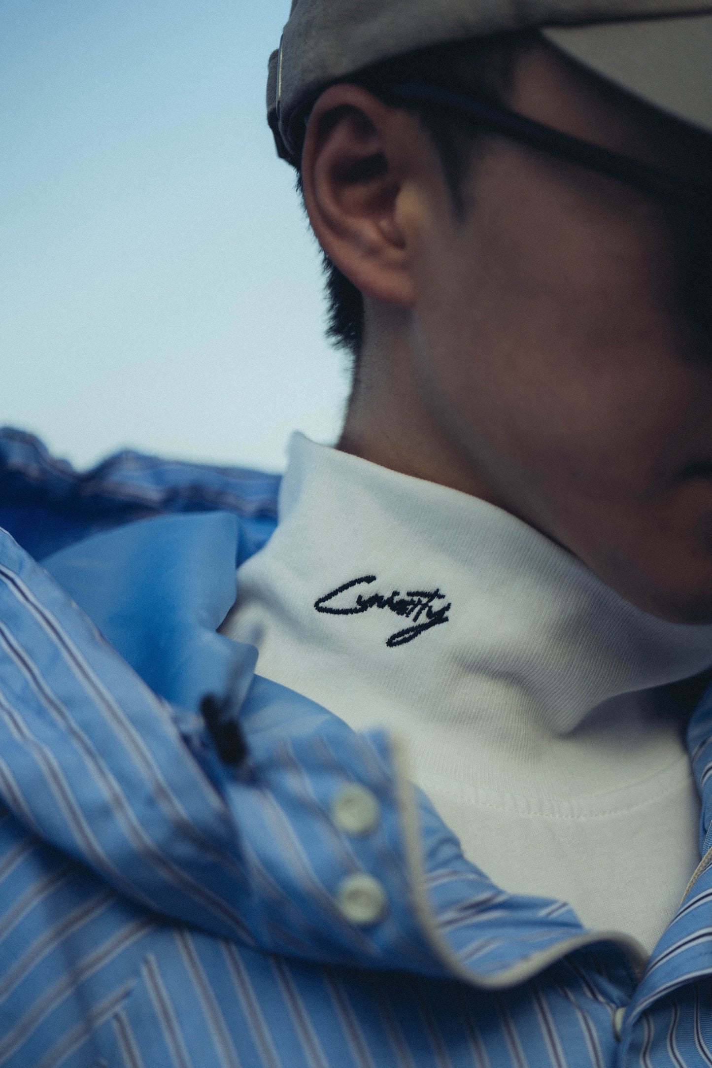 
                  
                    Stripe Zip up Pullover Acid Blue【M23-40AB】
                  
                