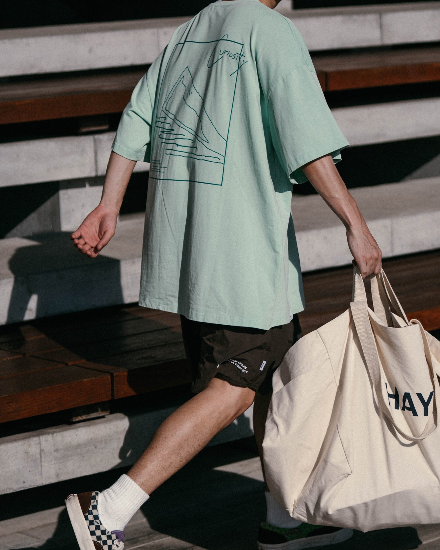 
                  
                    Graphic 12 SS Aqua Green 【M23-T12AG】
                  
                