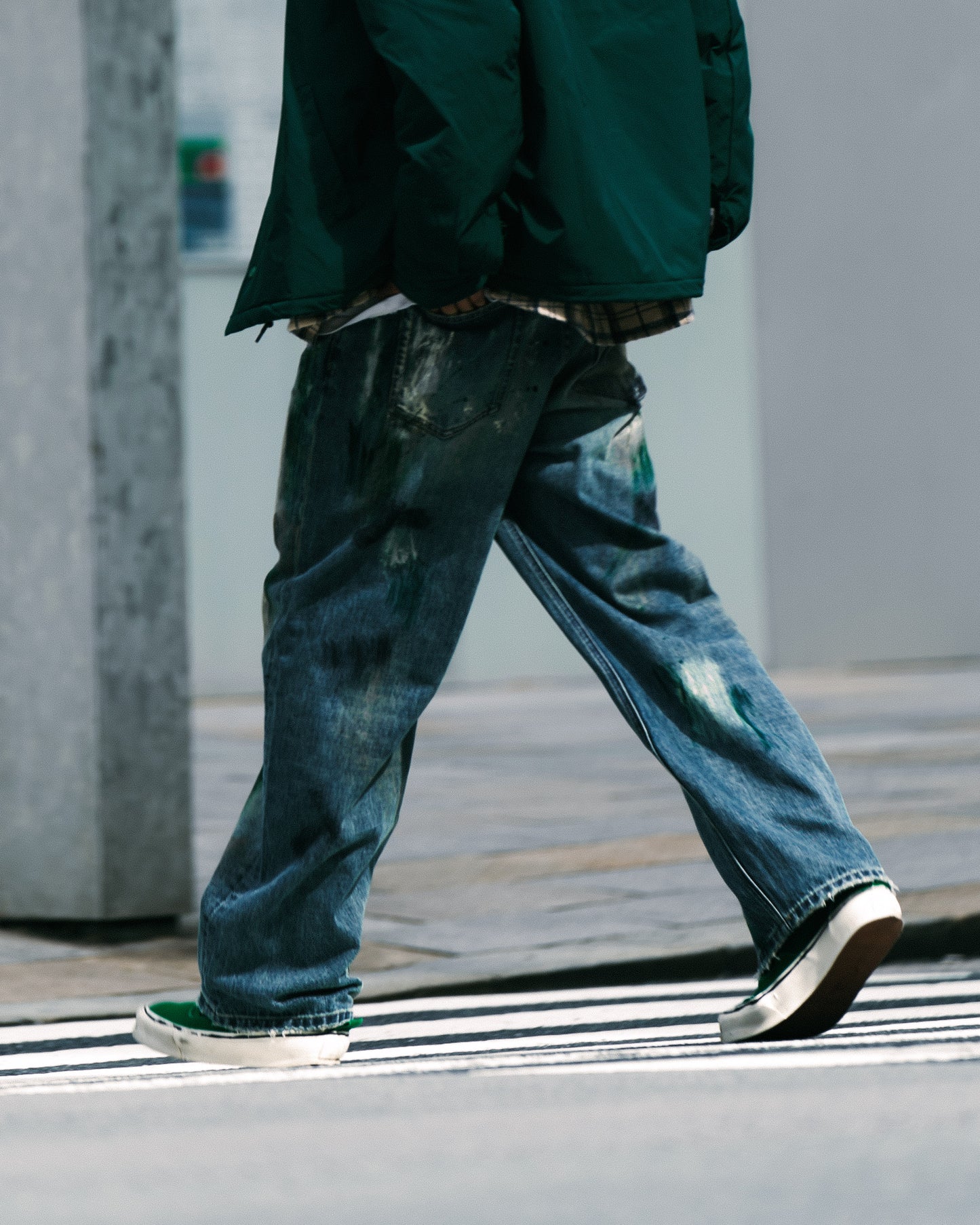 
                  
                    Washed Paint Splattered Jeans Blue【M24-44BL】
                  
                