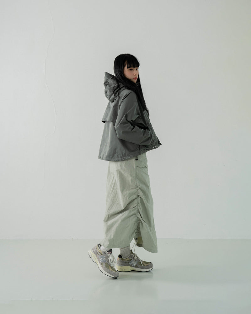 
                  
                    Tech Cropped Windbreaker Grey【L23-33GY】
                  
                