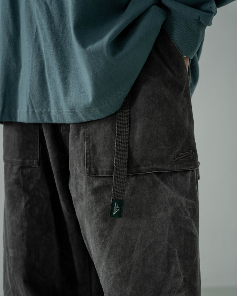 
                  
                    Dusty Washed Trousers Dust Grey【M23-54DG】
                  
                