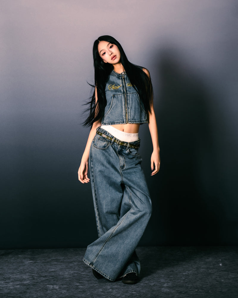 
                  
                    Low-Rise Wide-Leg Jeans Light Indigo【L25-29LI】
                  
                
