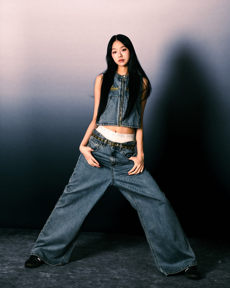 
                  
                    Low-Rise Wide-Leg Jeans Light Indigo【L25-29LI】
                  
                