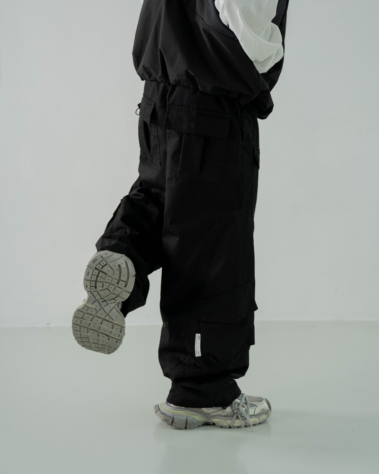 
                  
                    Trail Cargo Pants Black【M23-45BK】
                  
                