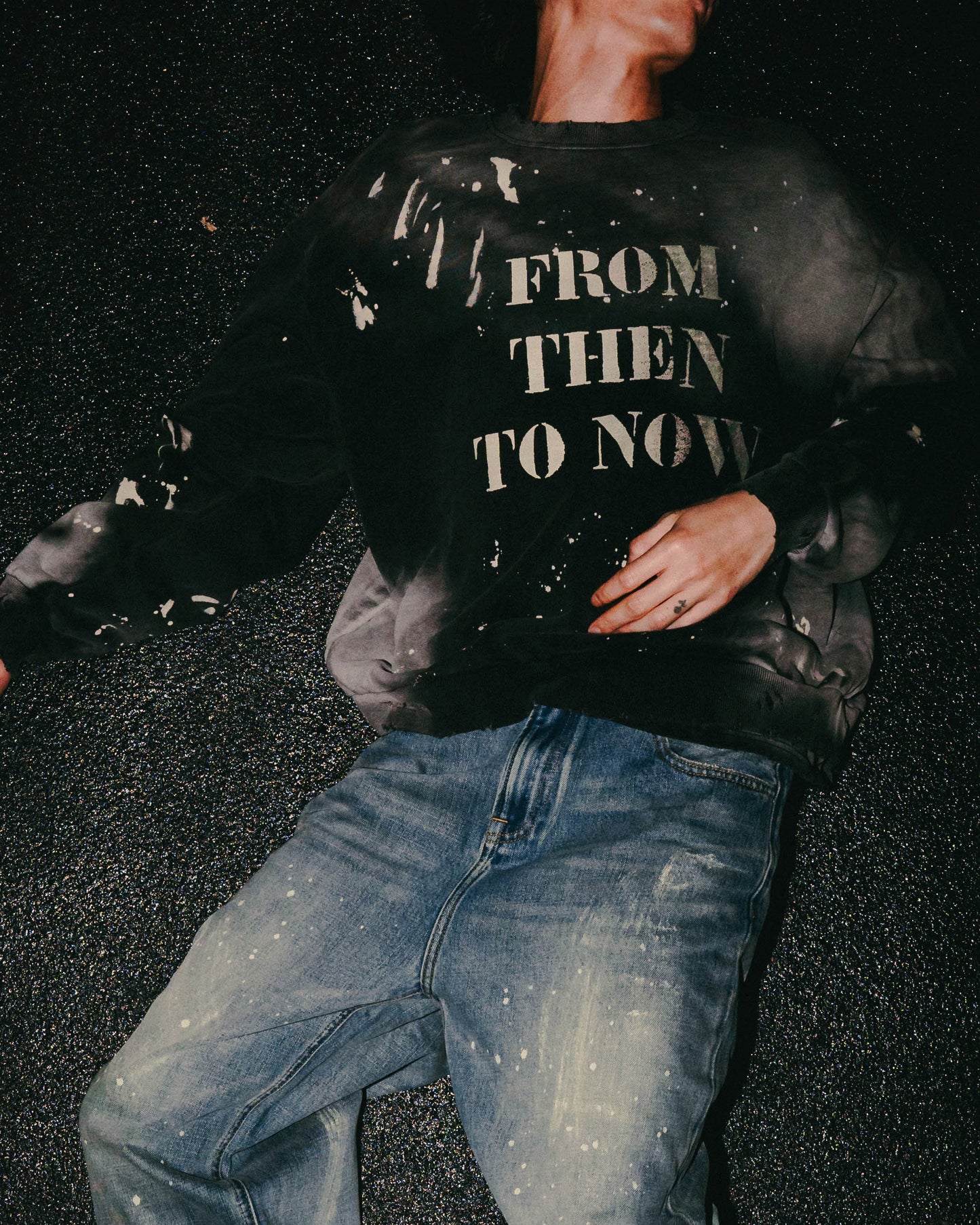 
                  
                    Wash Faded Slogan Crewneck Black【SENxTM-04BK】
                  
                