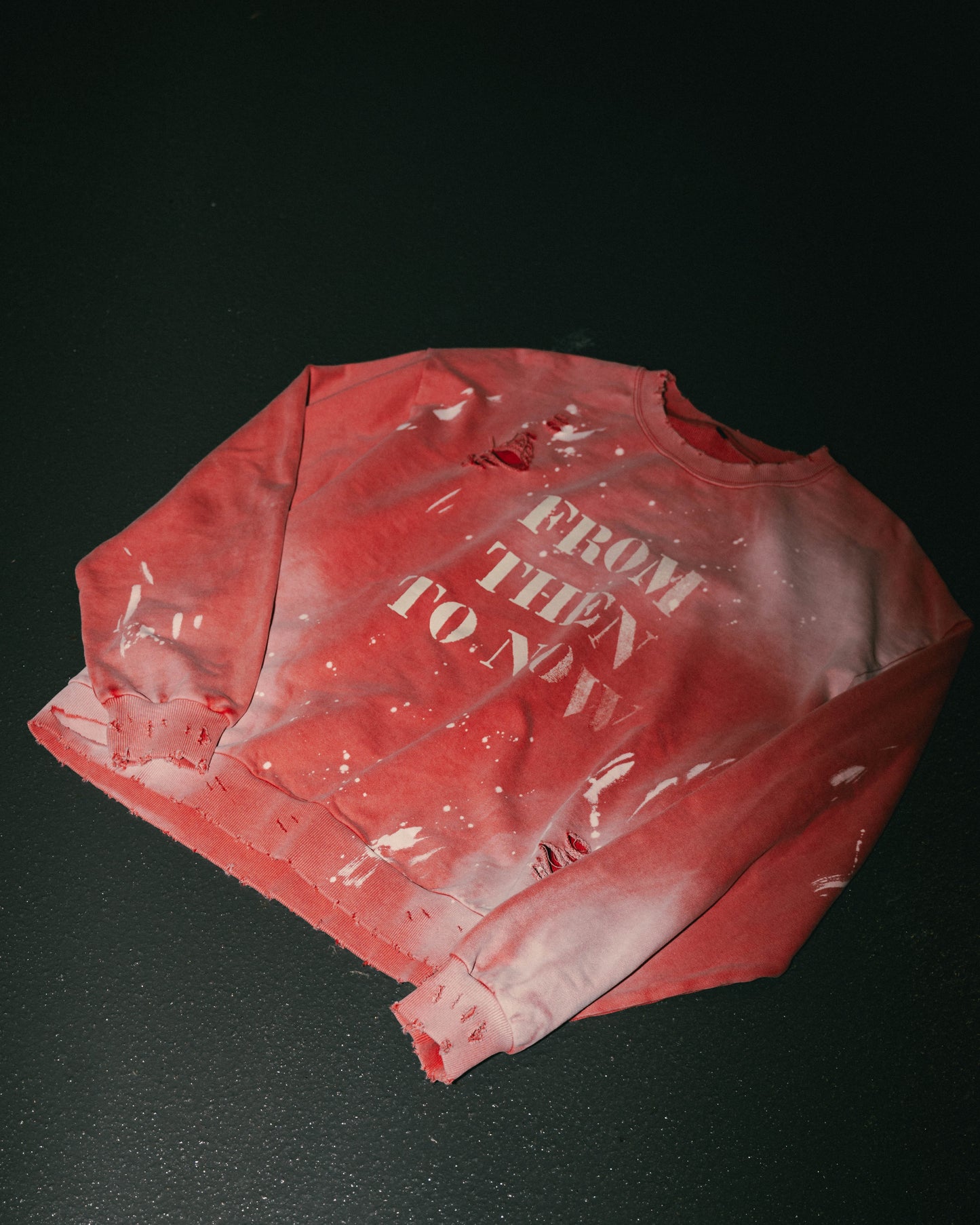 
                  
                    Wash Faded Slogan Crewneck Red【SENxTM-04RD】
                  
                