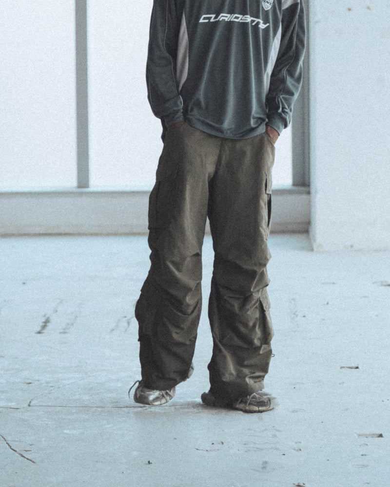 
                  
                    Track Pocket Cargo Pants Beige【M23-50BE】
                  
                