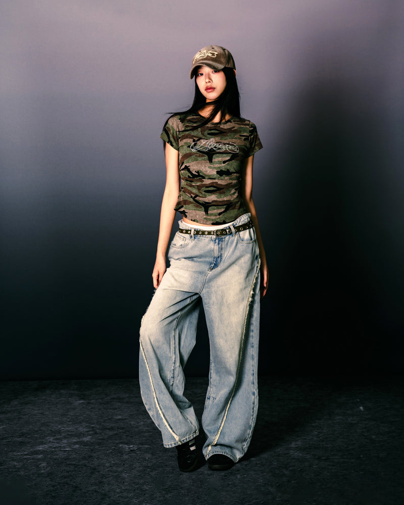 
                  
                    "Annexes" Rhinestone Contour Tee Camo【L25-T06CM】
                  
                