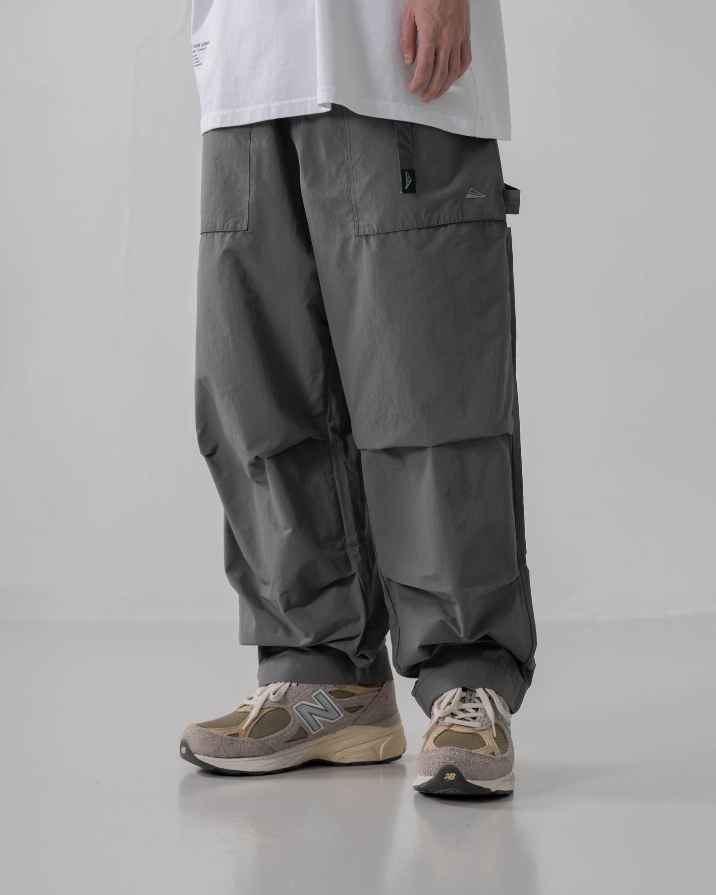 
                  
                    Wide Work Trousers Ash Grey【M23-18AG】
                  
                
