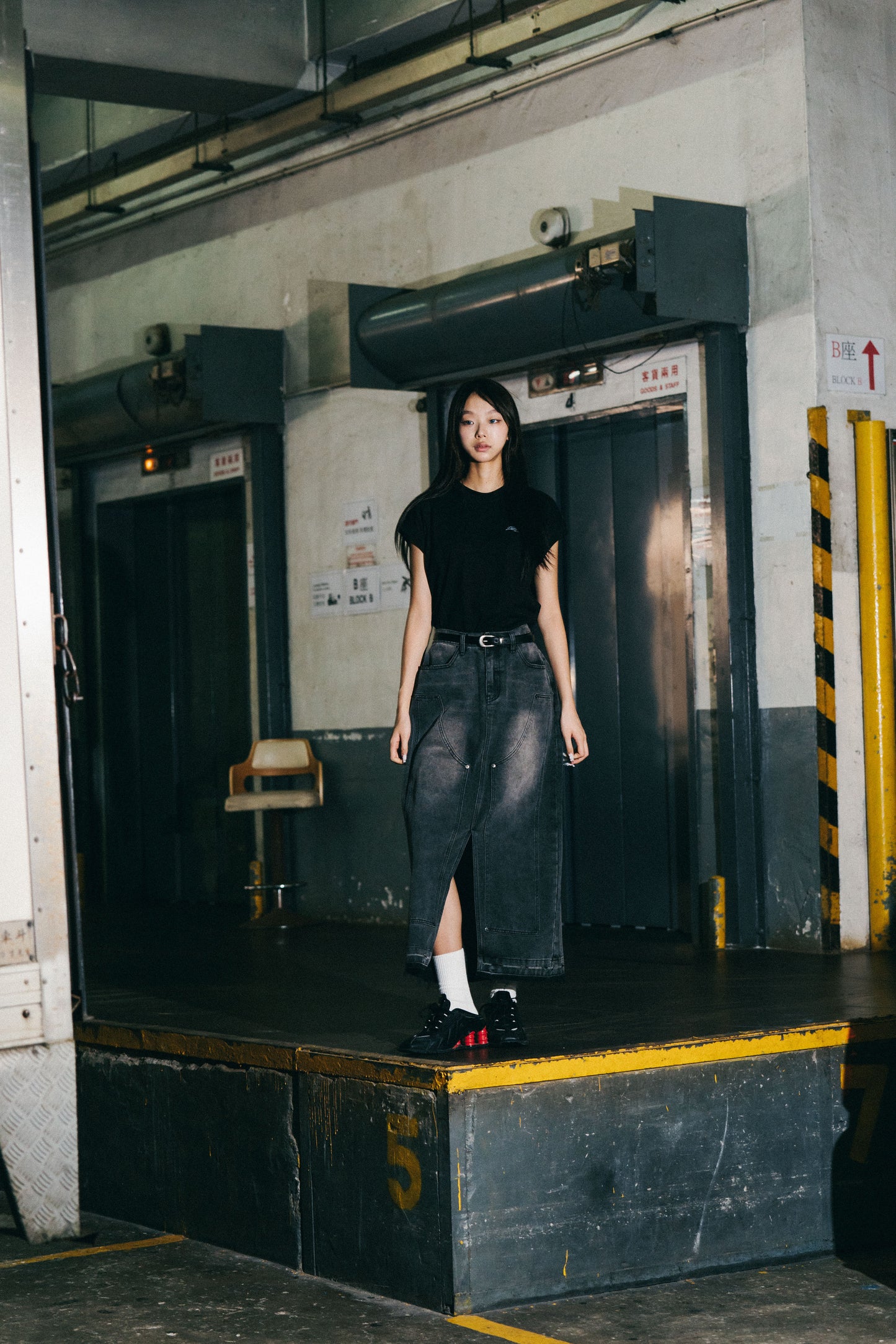 
                  
                    Double Knee Denim Full Skirts Dark Grey【L24-24DG】
                  
                