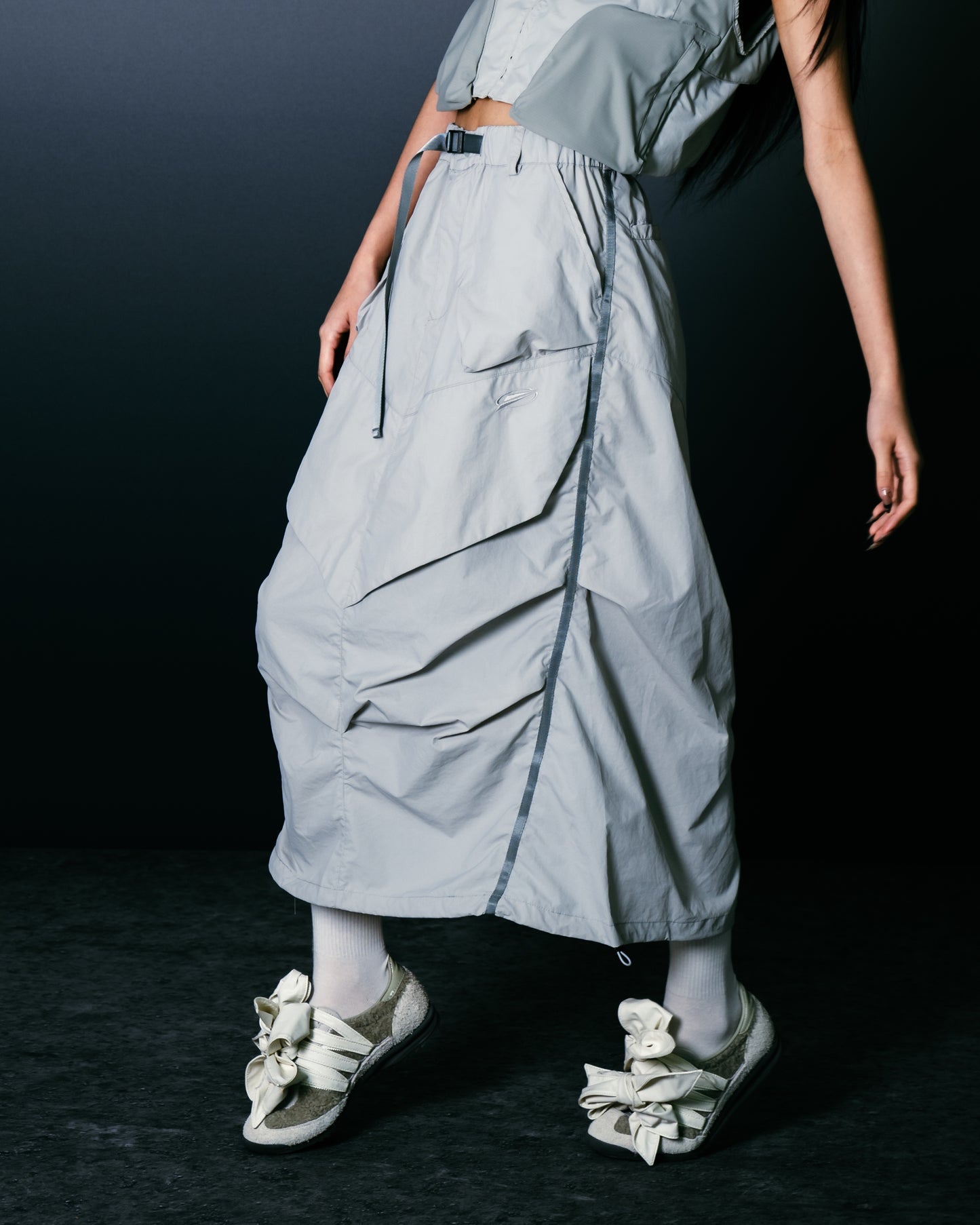 
                  
                    Driftline Cirrus Layer Skirt Bright Grey【L25-33BG】
                  
                