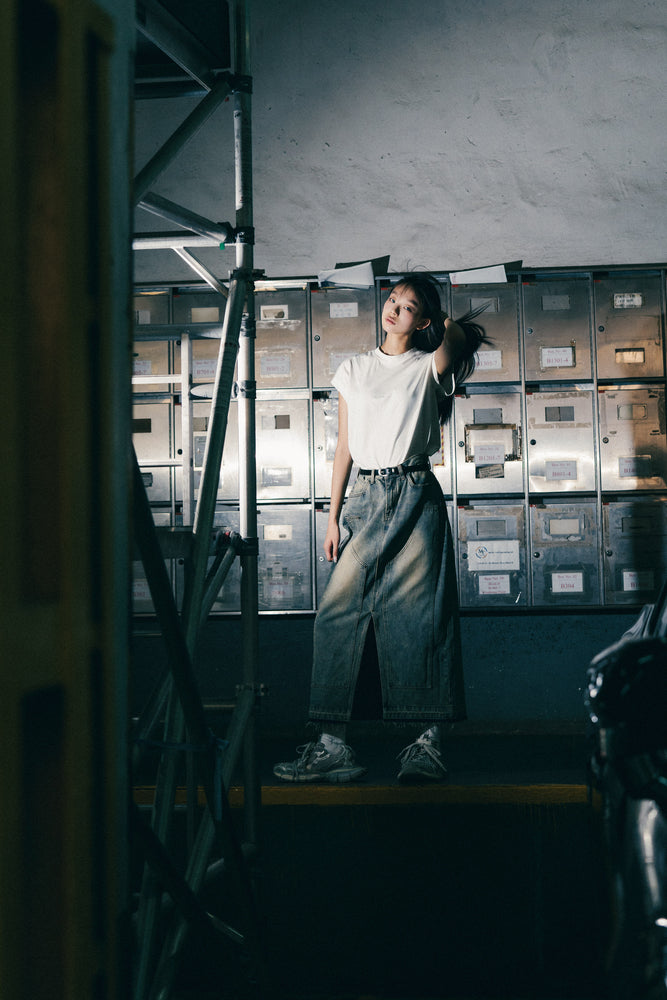 
                  
                    Double Knee Denim Full Skirts Dirty Blue【L24-24BL】
                  
                