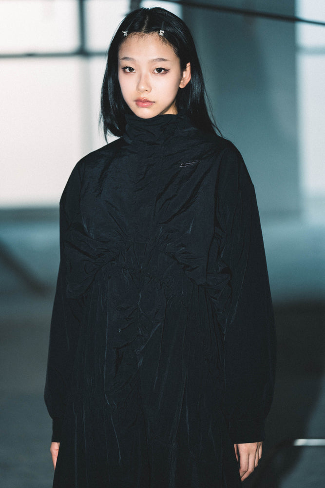 
                  
                    Sporty Turtleneck Elastic Jacket Black 【L23-41BK】
                  
                