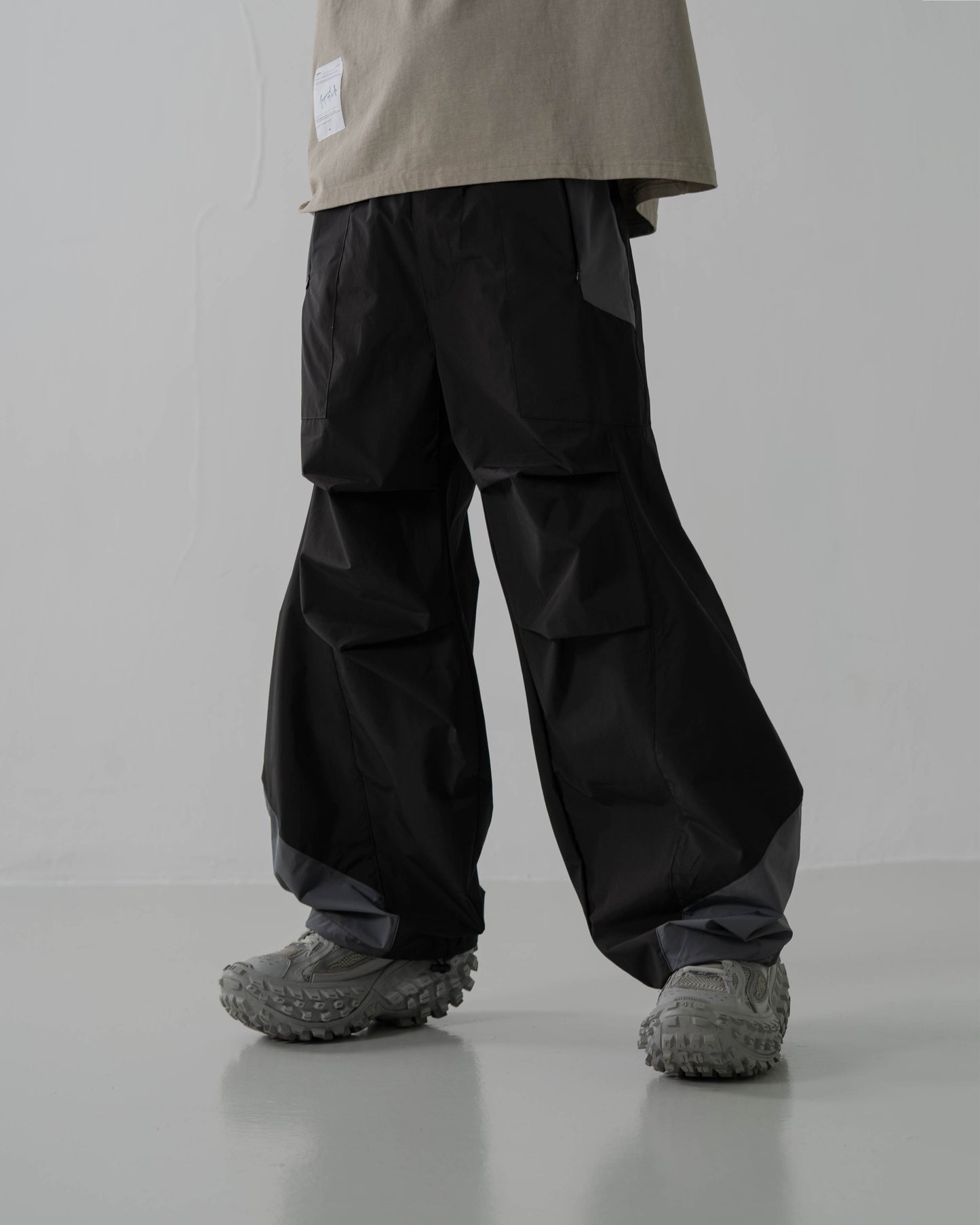 
                  
                    Wide Trail Pants Black【M23-23BK】
                  
                