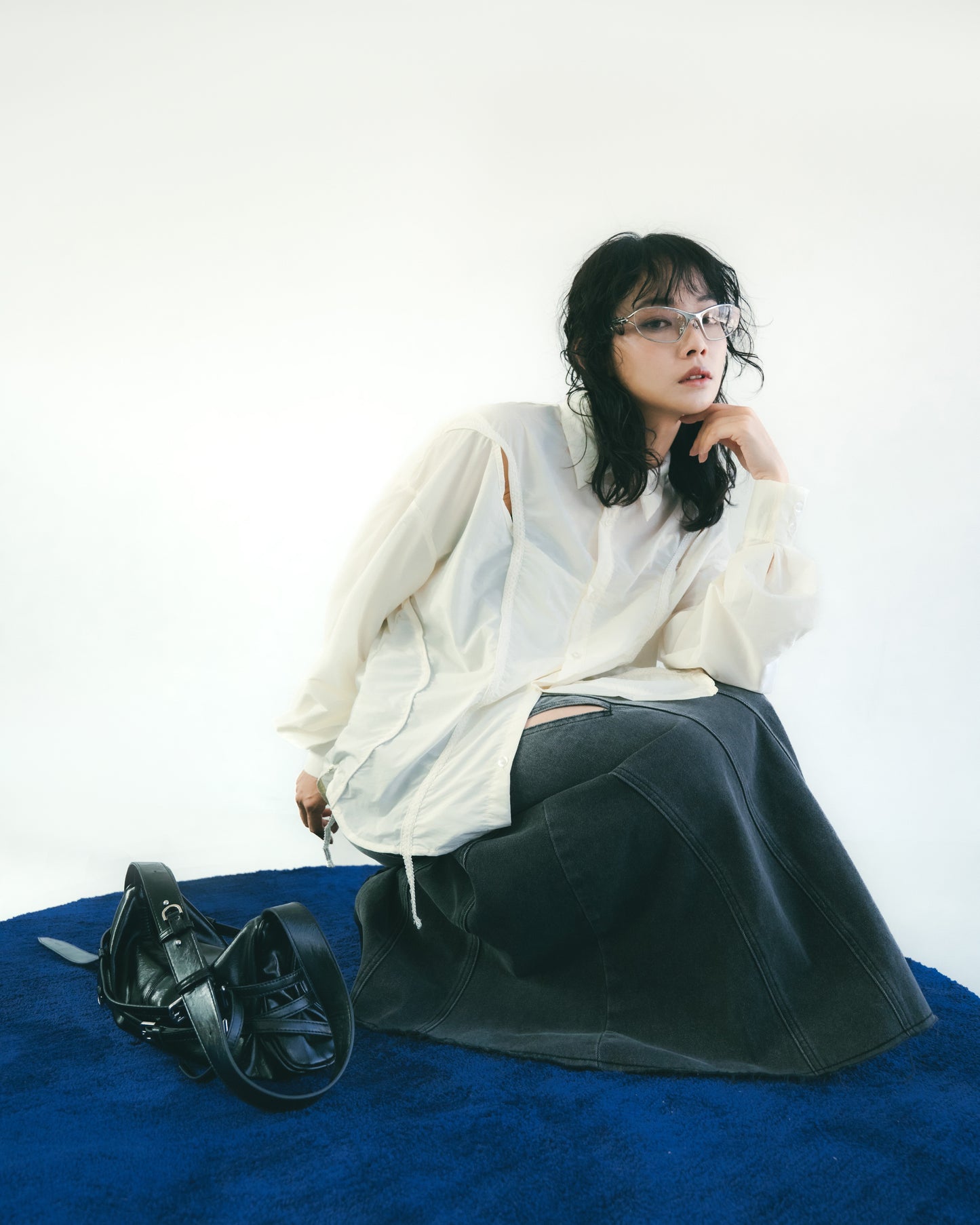 
                  
                    Twist Hole Denim Mermaid Skirt Charcoal【L24-56CH】
                  
                