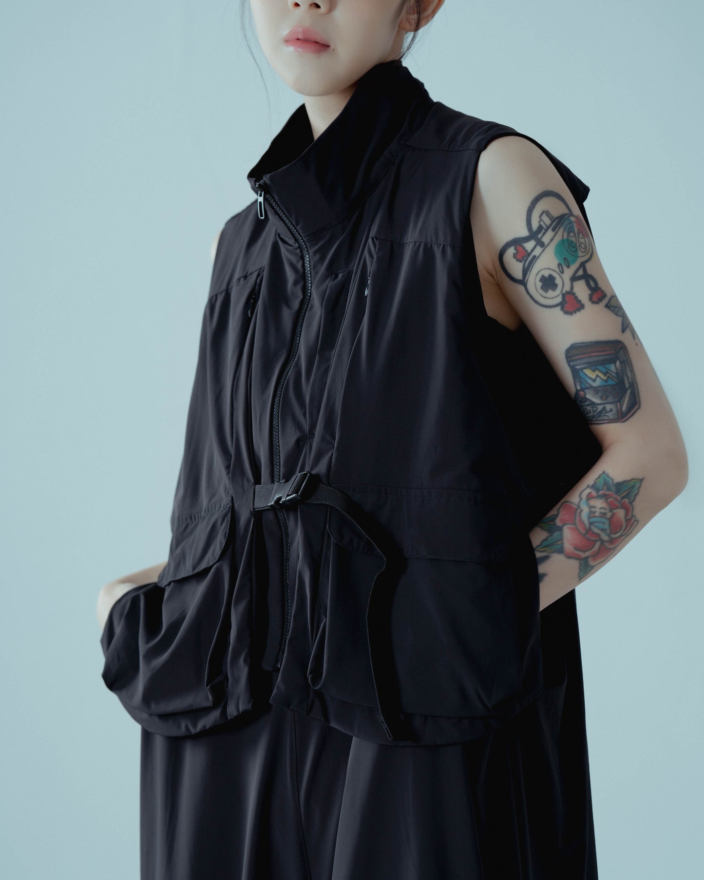 
                  
                    Flightsuit with Tactical Vest black【L23-16bk】
                  
                