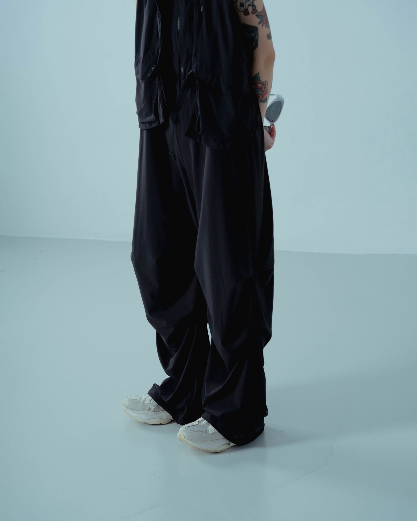 
                  
                    Flightsuit with Tactical Vest black【L23-16bk】
                  
                