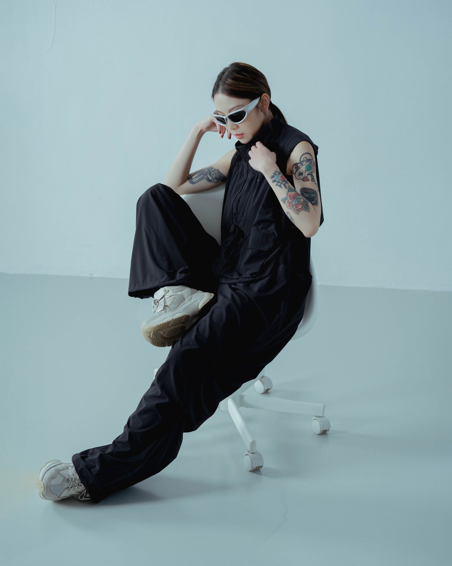 
                  
                    Flightsuit with Tactical Vest black【L23-16bk】
                  
                