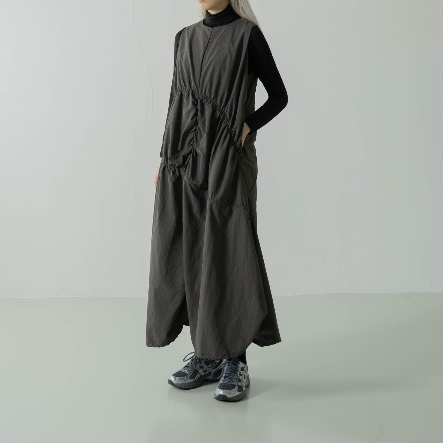 
                  
                    Irrgular Elastic Ruffle Dress Space Grey【L23-31SG】
                  
                