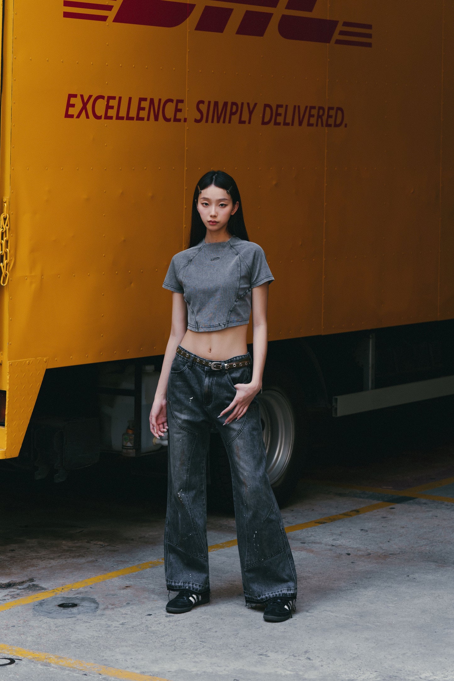 
                  
                    UNISEX Double Knee Bootcut And Flare Jeans Dark Grey【L24-26DG】
                  
                