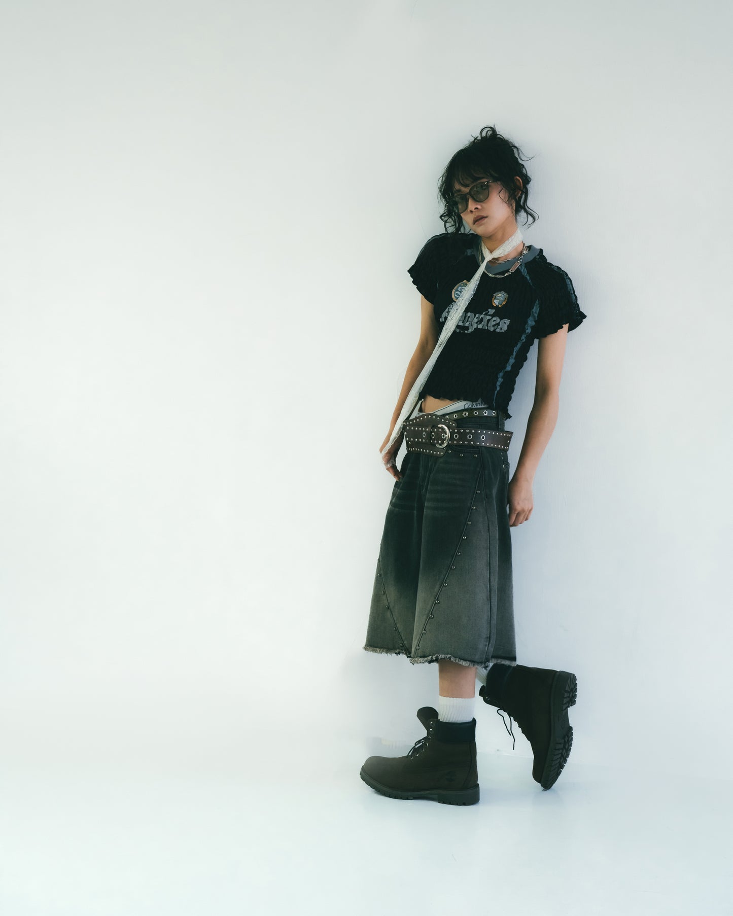 
                  
                    Twist Amphibole Jorts Charcoal【L25-20CH】
                  
                
