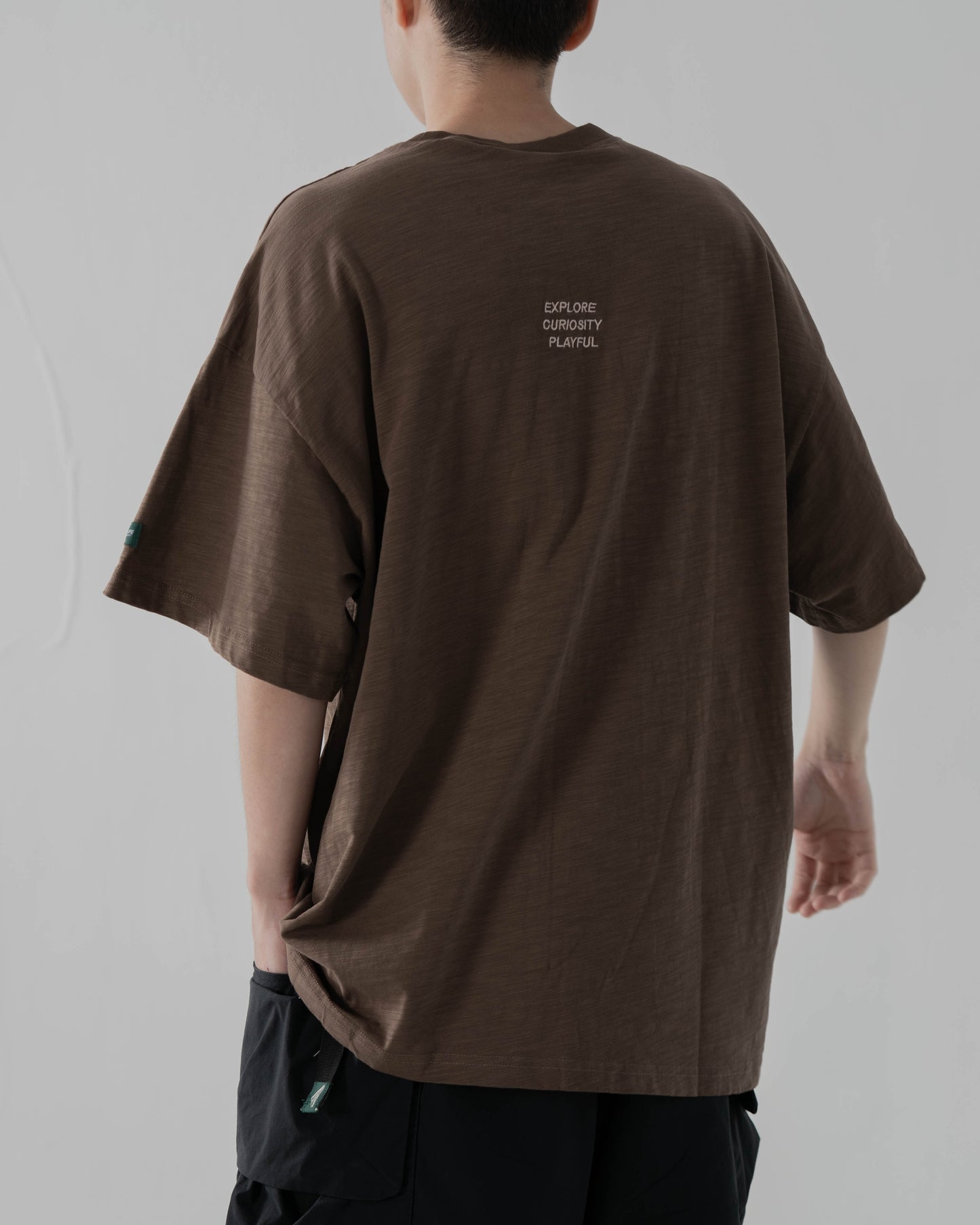 
                  
                    Slub Cotton Pocket SS Brown【M23-T08BR】
                  
                
