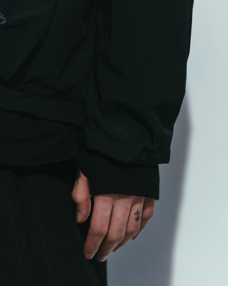 
                  
                    Paneled Lightweight Hooded Jacket Black【L25-39BK】
                  
                