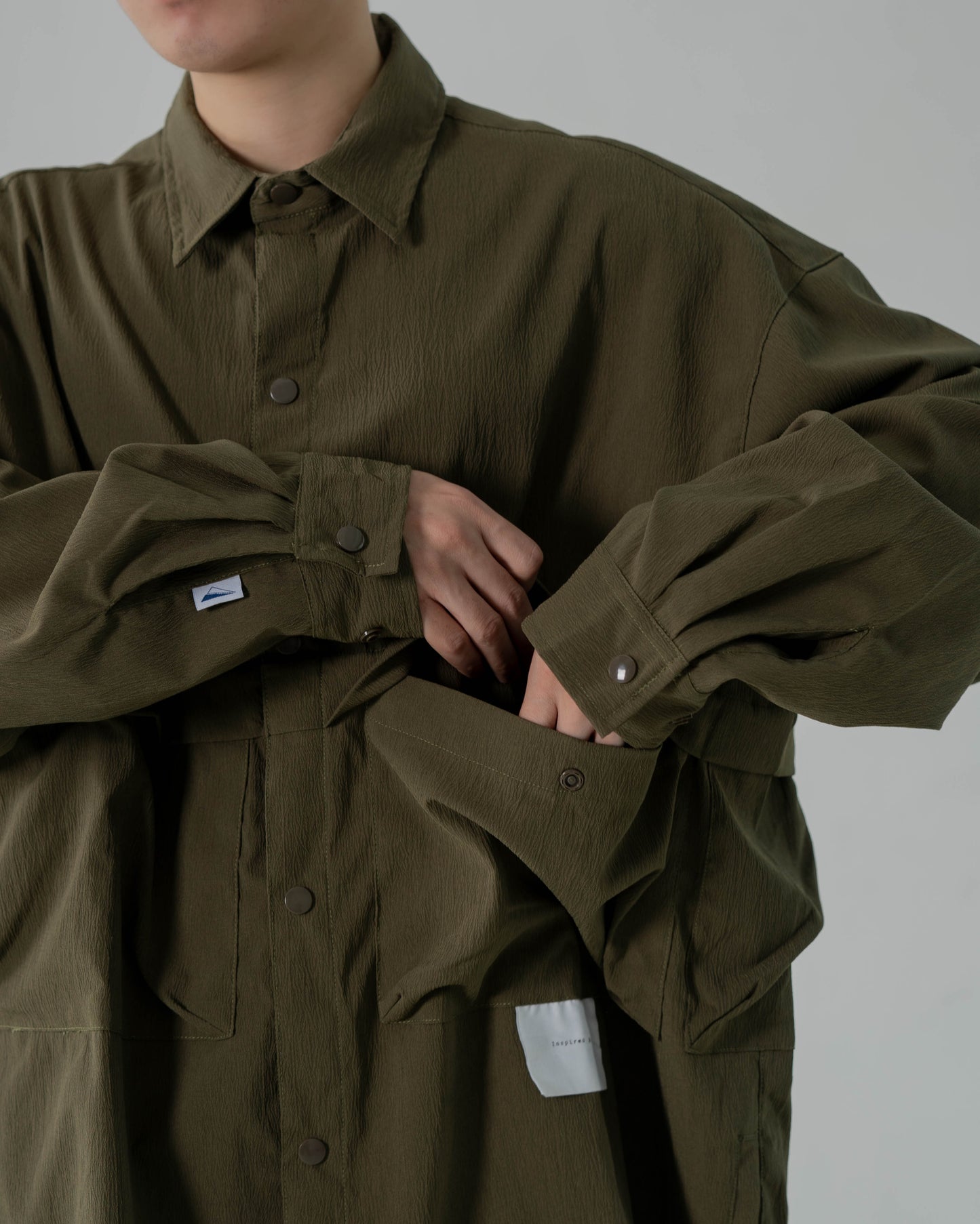 
                  
                    Flad Pocket LS Shirt Olive【M22-46OL】
                  
                