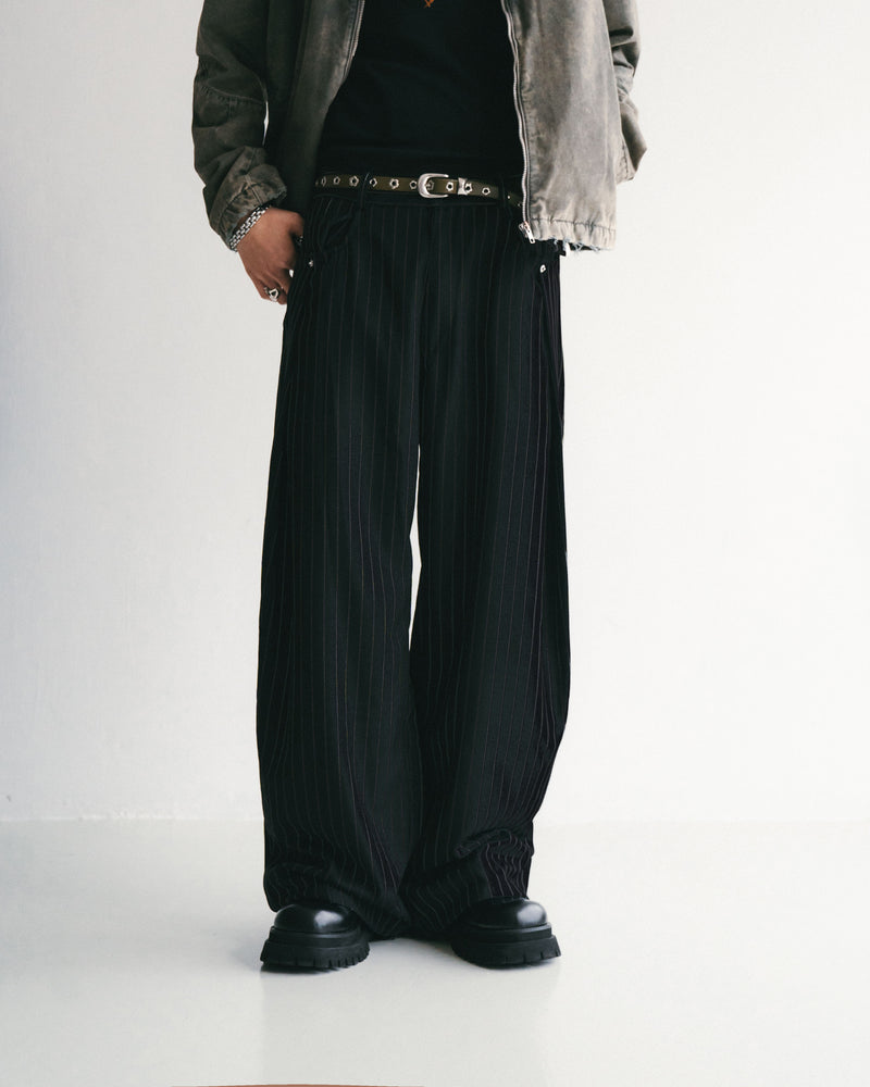 
                  
                    Pleated Dark Stripe Wide Trousers Black 【M25-11BK】
                  
                