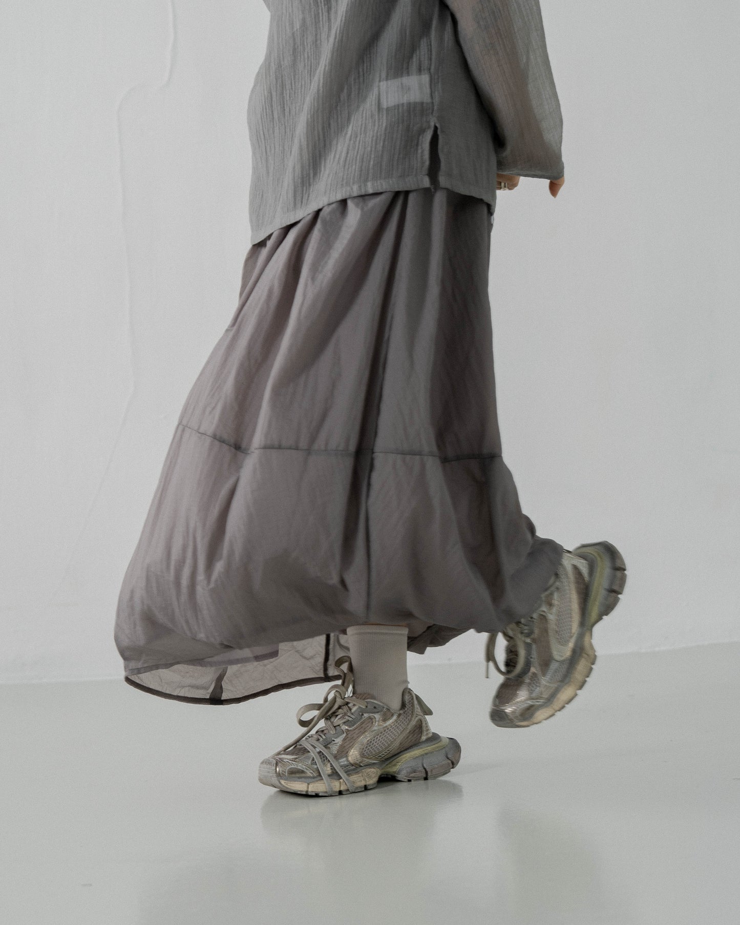 
                  
                    Flounce Puffy Full Skirt Steel Grey【L23-18ST】
                  
                