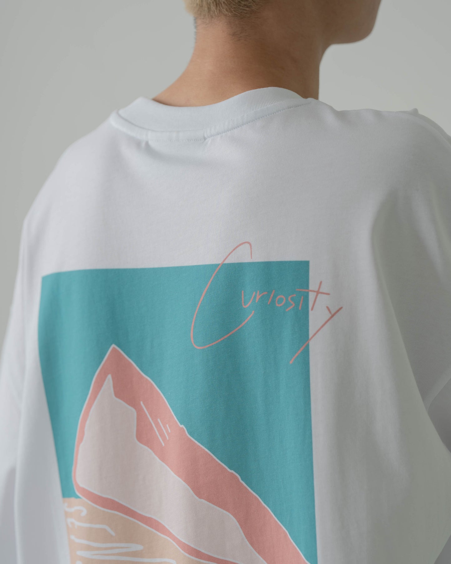 
                  
                    Graphic 11 SS White【M23-T11WH】
                  
                