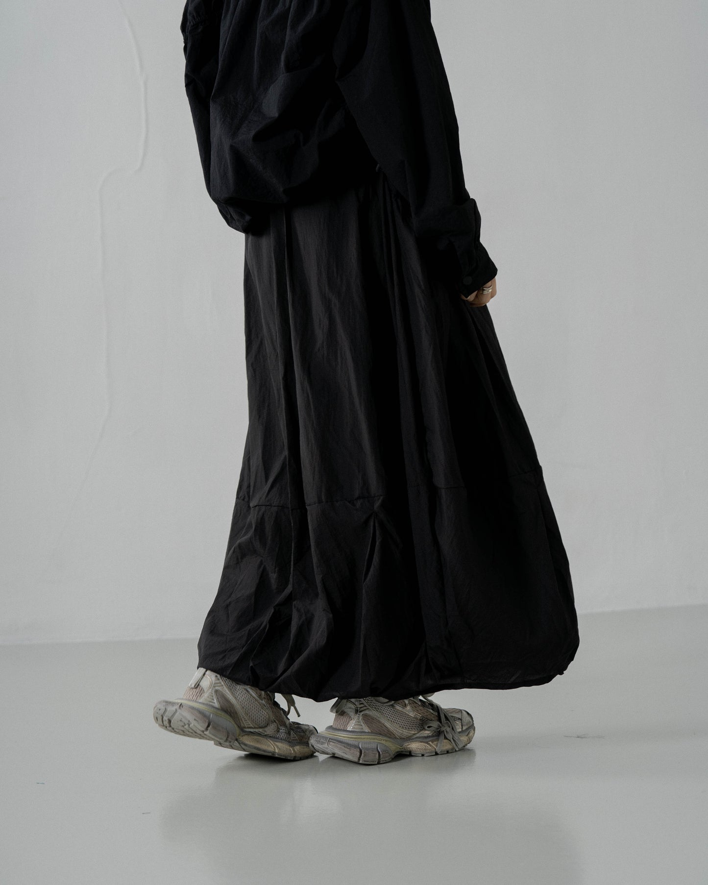 
                  
                    Flounce Puffy Full Skirt Black【L23-18bk】
                  
                