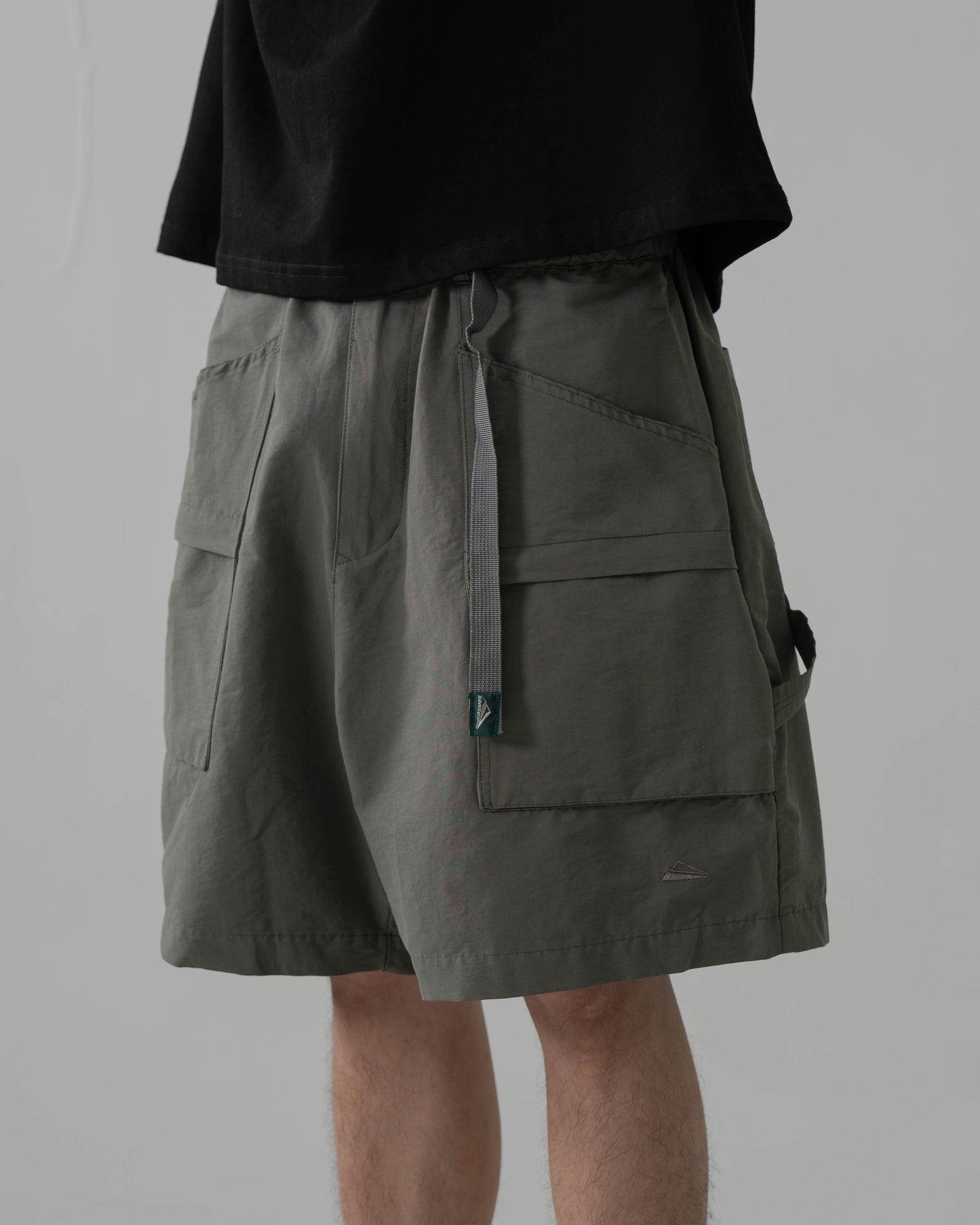 
                  
                    Wide Work Chino Shorts Agate Green 【M23-27AG】
                  
                