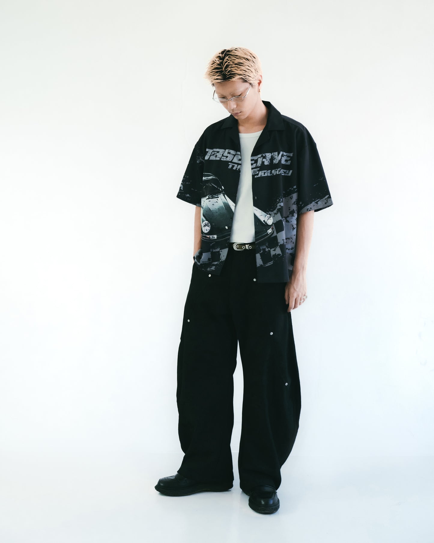 
                  
                    Curved Leg Trousers Dull Black【M25-30DB】
                  
                