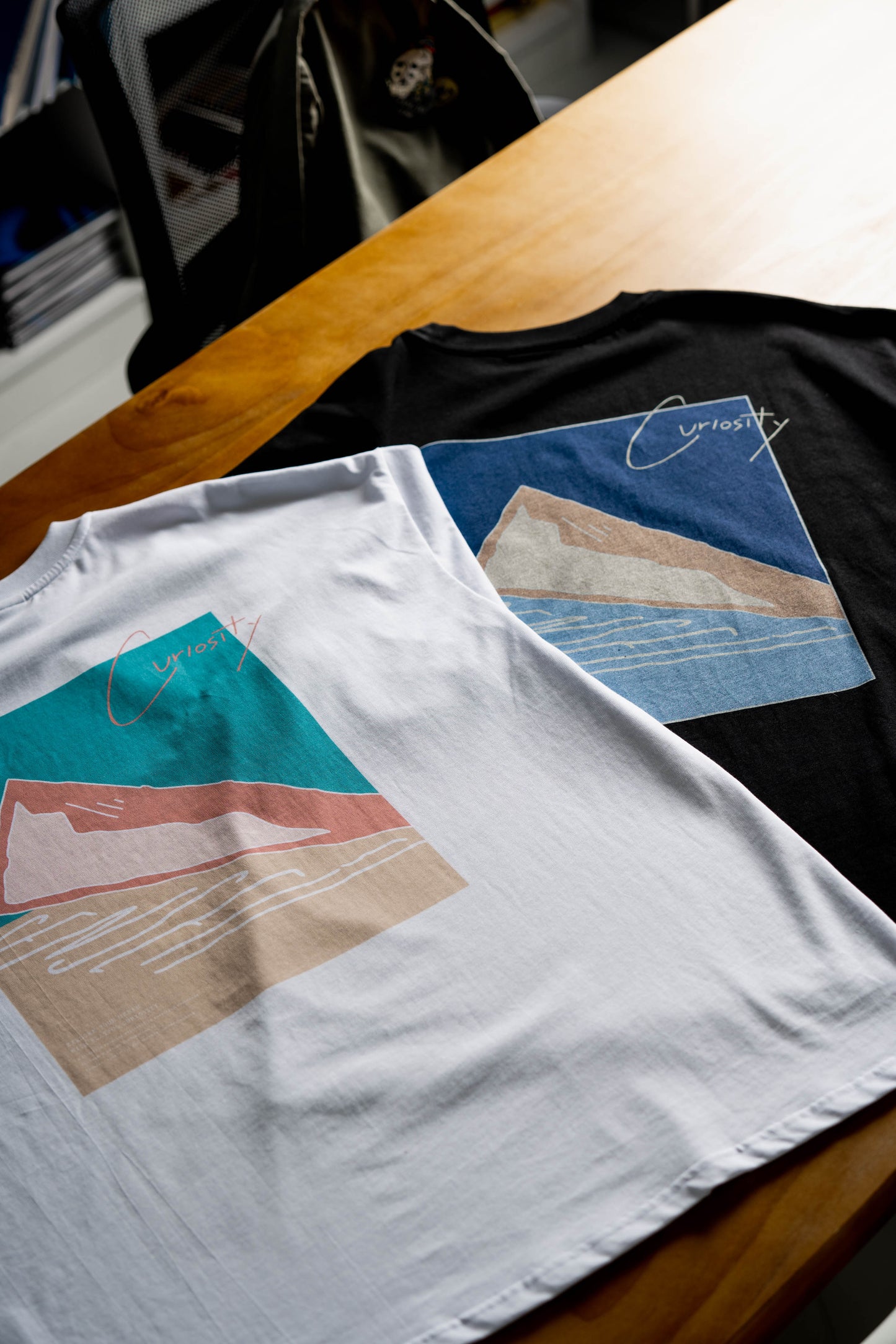 
                  
                    Graphic 11 SS White【M23-T11WH】
                  
                