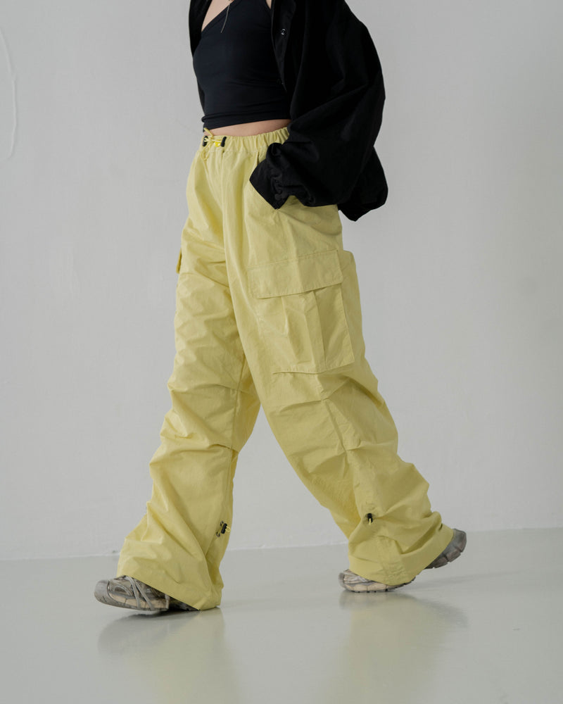 
                  
                    Wide Cut Parachute Cargo Pants Lime Green【L23-38LG】
                  
                