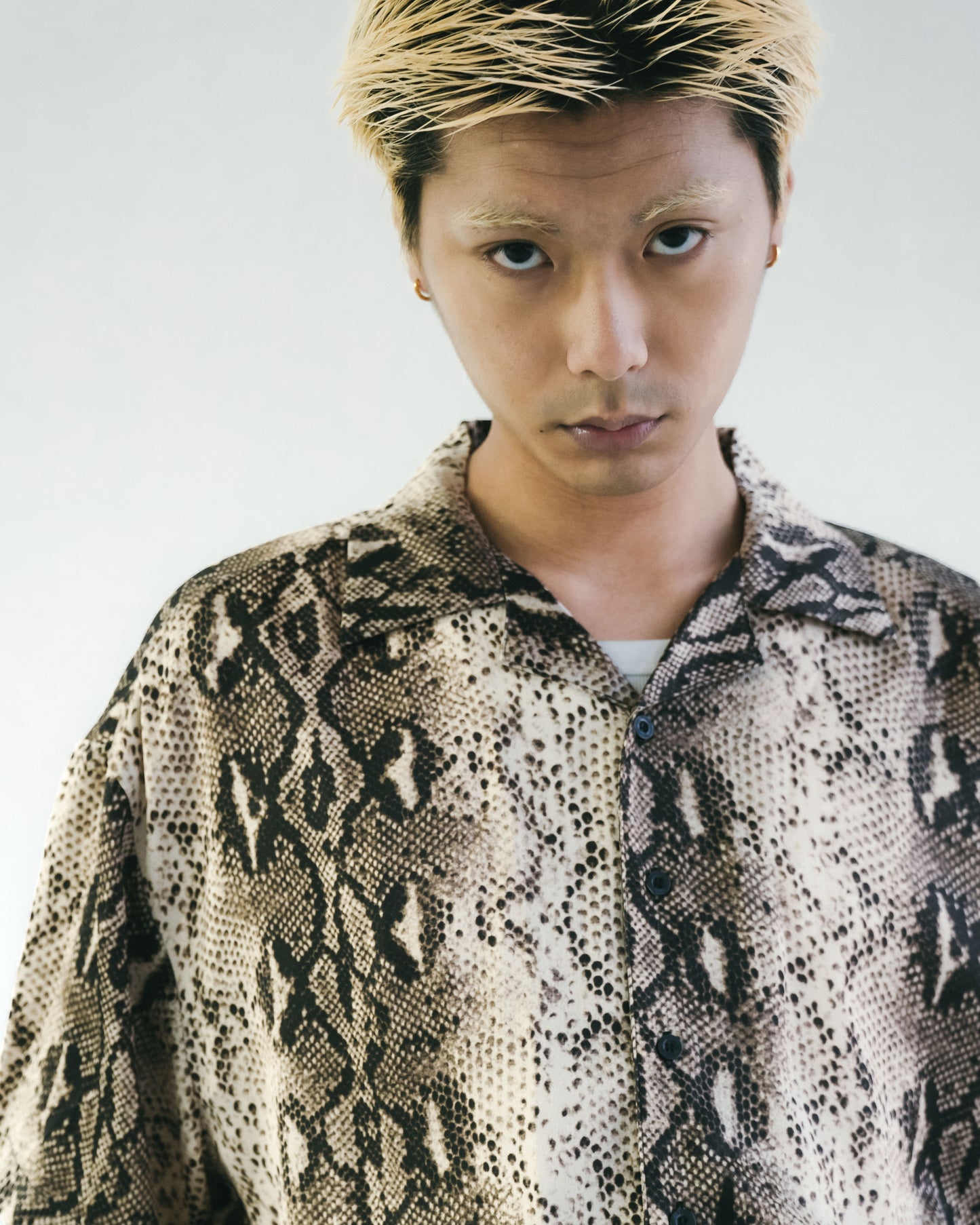 
                  
                    Snake Print With Flame Shirt Sand【M25-19SD】
                  
                