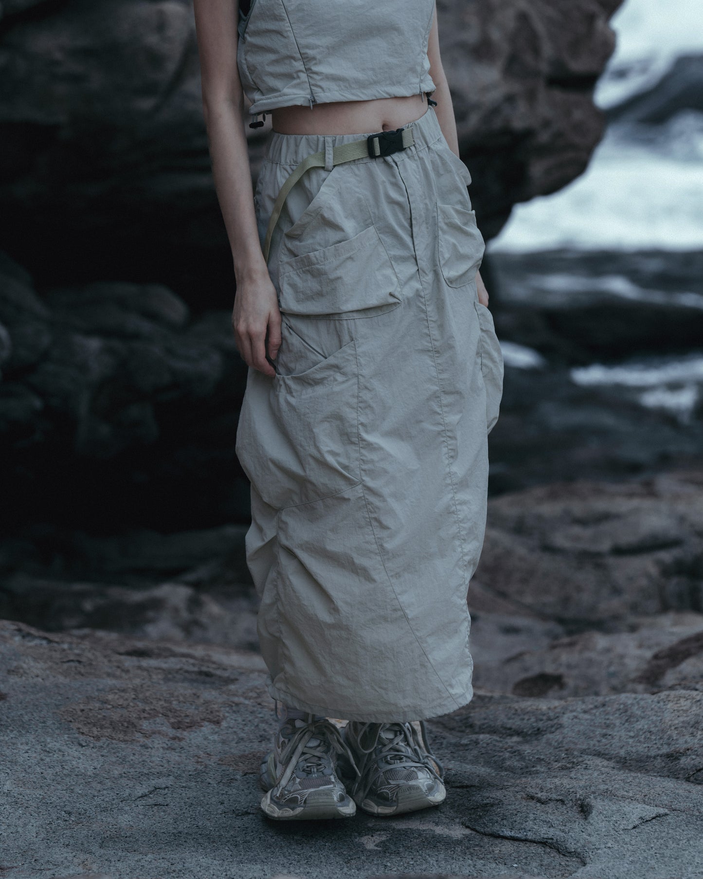 
                  
                    octo gambol x sense Fissure Technical Skirts Ivory【S25-OS-WSIY】
                  
                