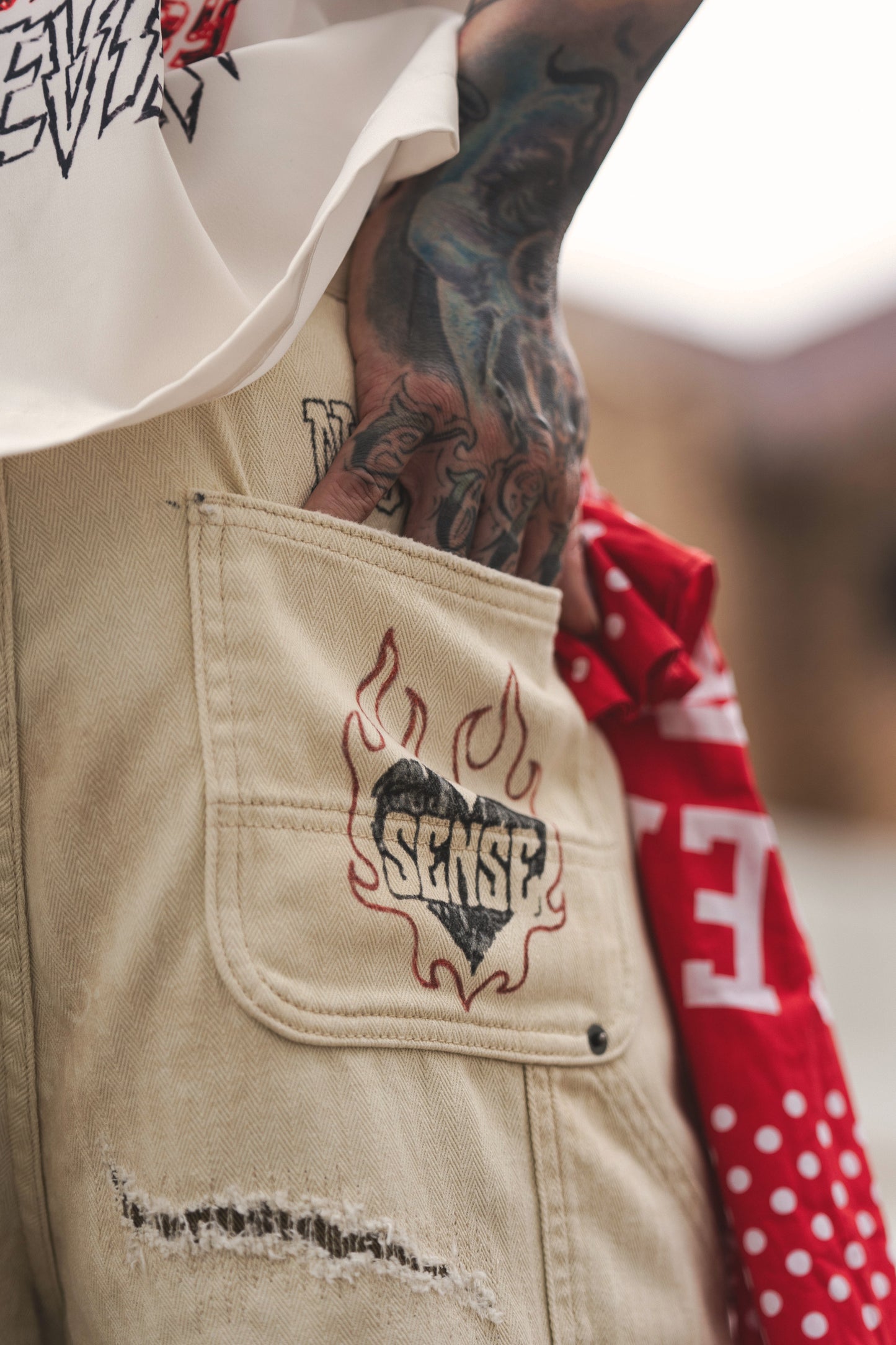 
                  
                    Graffiti Mud-Painter Pants Ivory【Nonsense-04IY】
                  
                