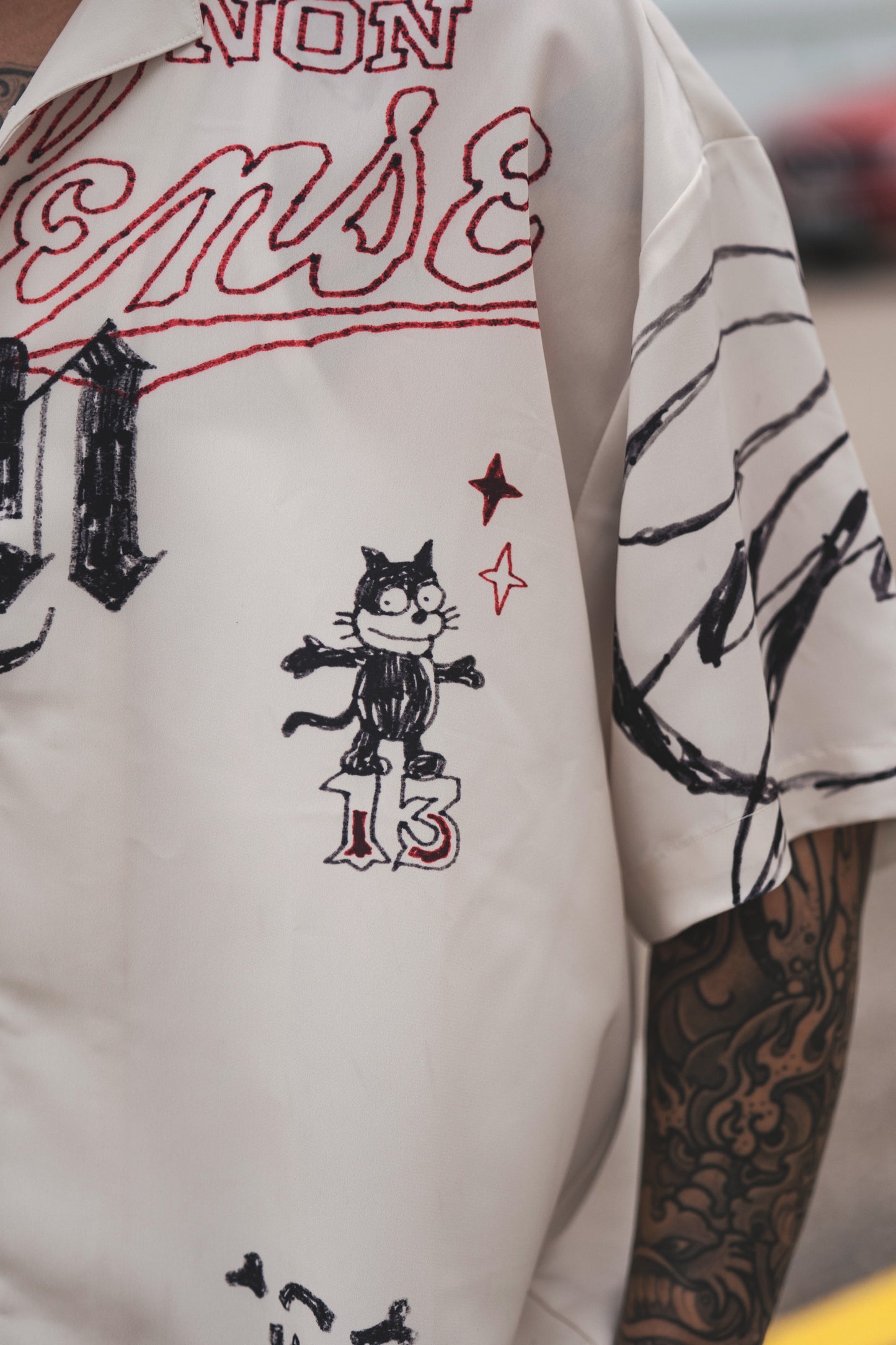 
                  
                    Graffiti Sketch Camp Shirt Ivory【Nonsense-05IY】
                  
                