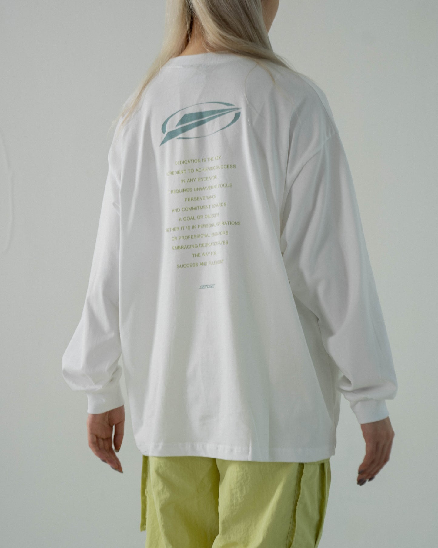 
                  
                    LS Cotton Print Tee White【L23-T05WH】
                  
                