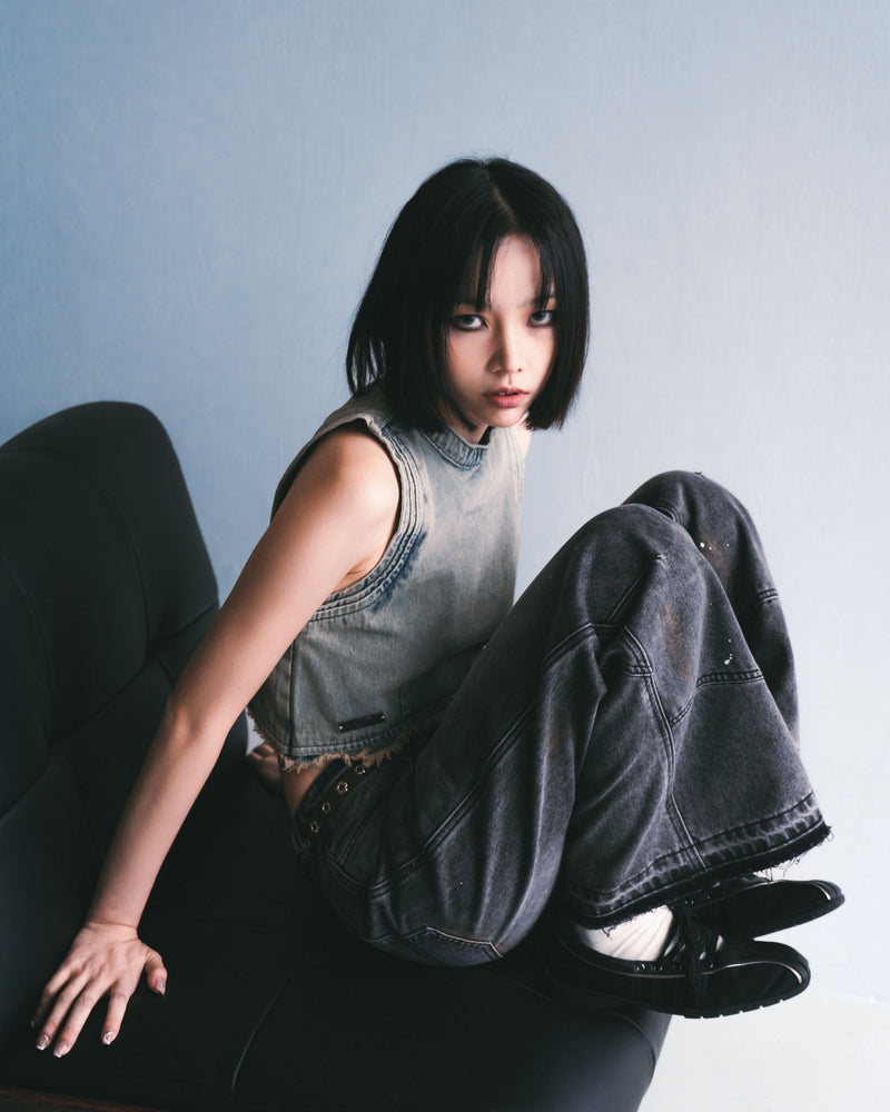
                  
                    UNISEX Double Knee Bootcut And Flare Jeans Dark Grey【L24-26DG】
                  
                