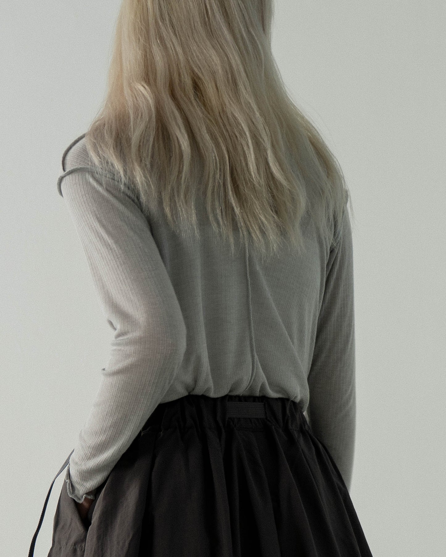 
                  
                    High Neck Light Cotton Top Grey【L23-40GY】
                  
                
