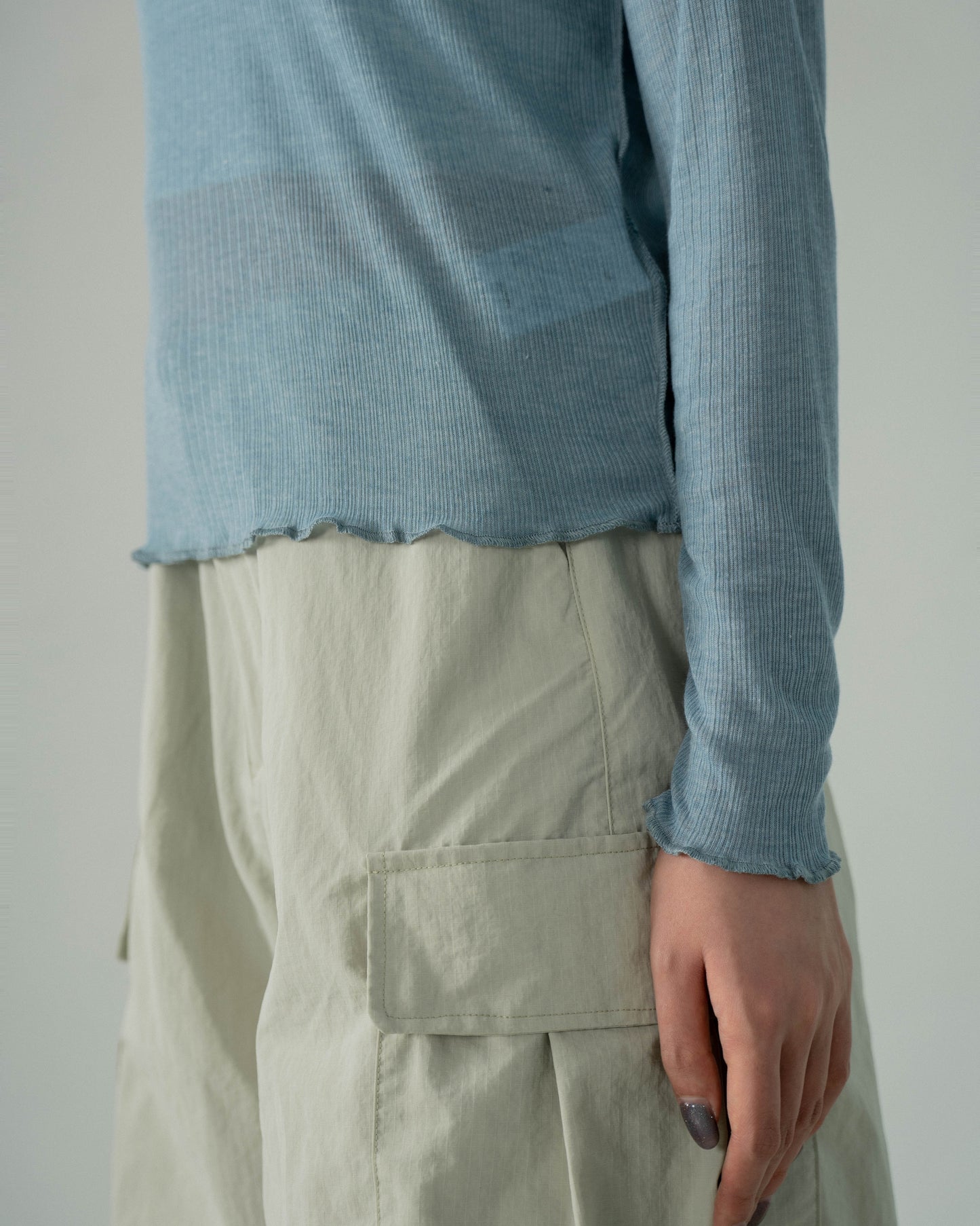 
                  
                    High Neck Light Cotton Top Milk Blue【L23-40MB】
                  
                