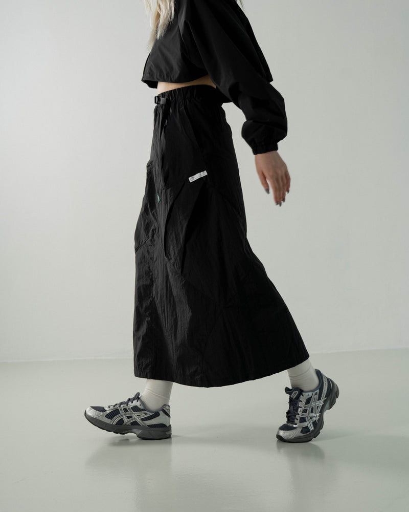 
                  
                    Parachute Straight Skirt Black【L23-27BK】
                  
                