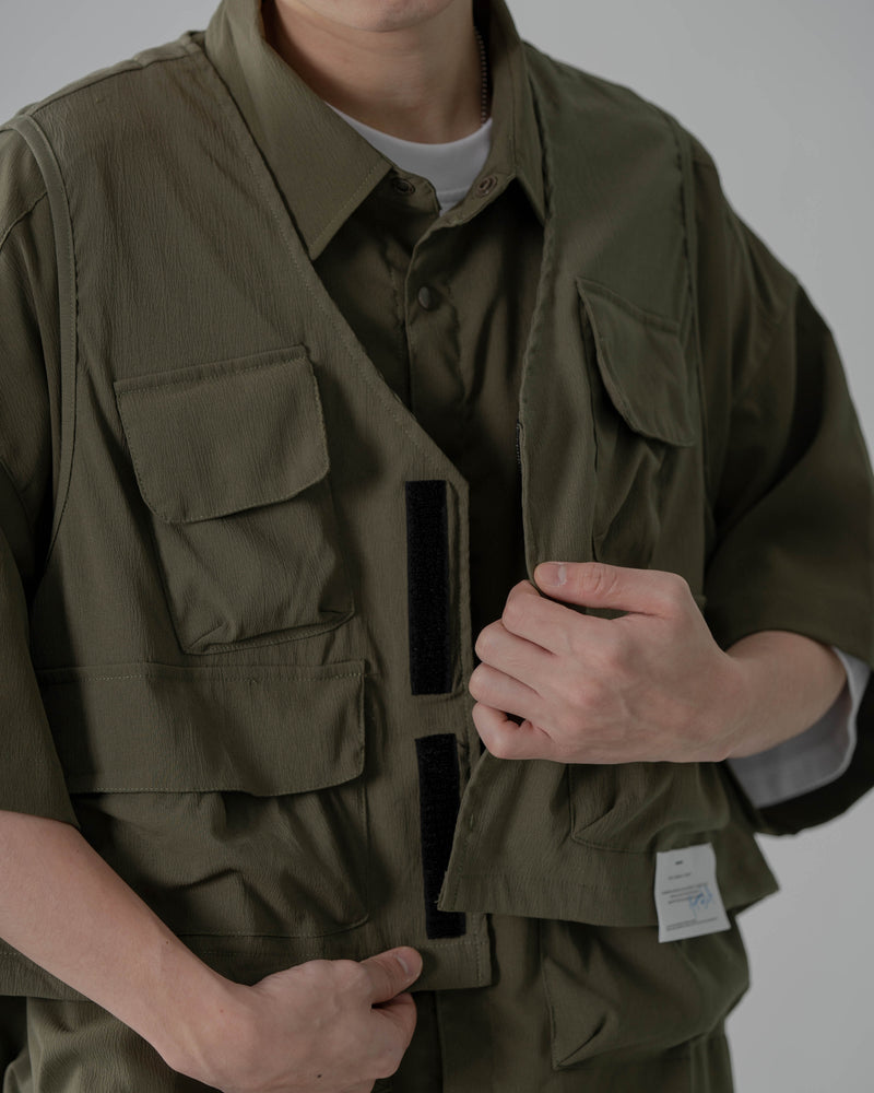 
                  
                    Half Cut Vest Olive【M23-06OL】
                  
                